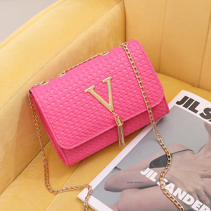 The Scholar Tote | A Classic Plaid & Tassel Messenger Bag