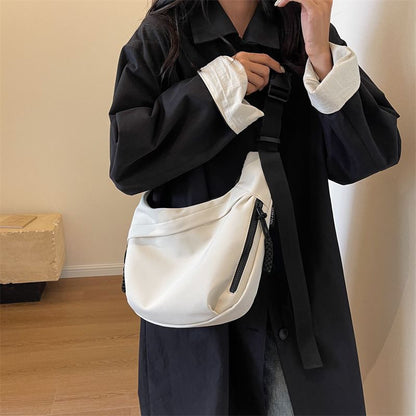 VOIDRA Soft Oxford Sling – Urban Dumpling Shoulder Bag