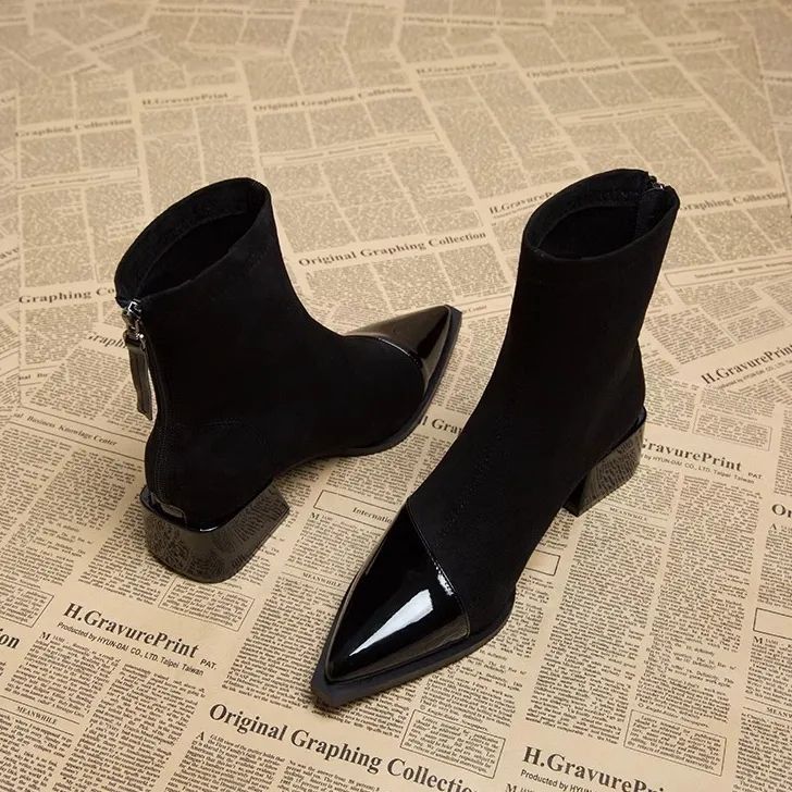 VOIDRA “MuseRise” Pointed Heel Boots – Sleek, Sculpted & All-Season