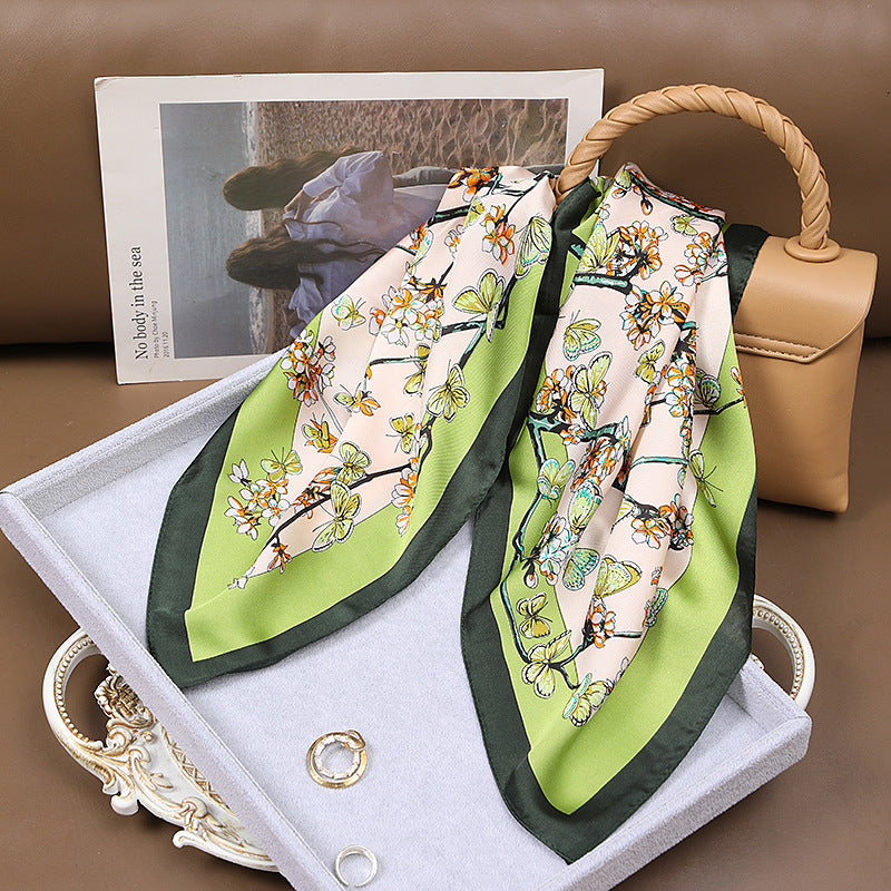 Vintage-Inspired Business Scarf for Professional Women