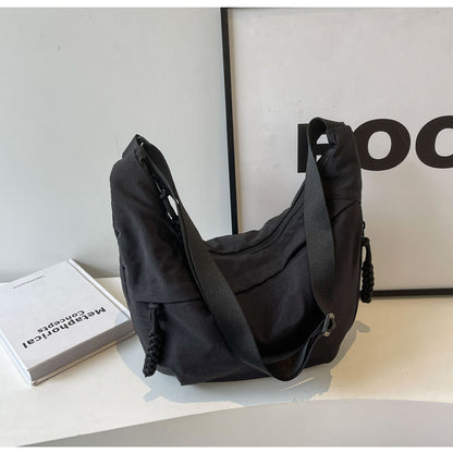 VOIDRA FlowNylon – Lightweight Street-Style Shoulder Tote for Women