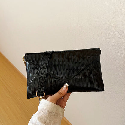 GLYDE.MINI – Street-Style Slim Crossbody Bag