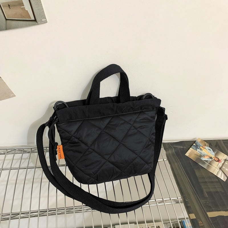 QUILTA – Waterproof Quilted Nylon Crossbody for Women