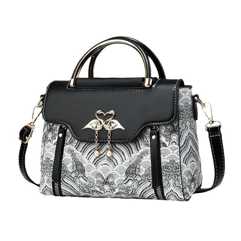 MeiMuse – Embroidered Street-Style Shoulder Bag