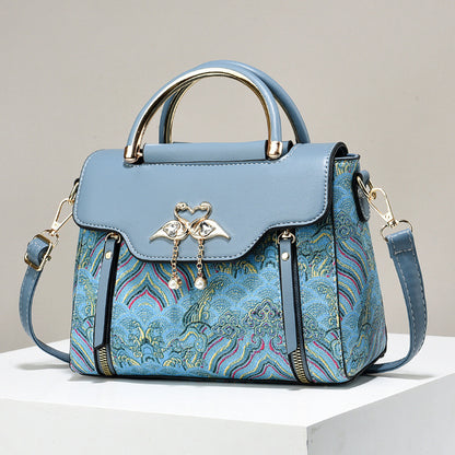MeiMuse – Embroidered Street-Style Shoulder Bag