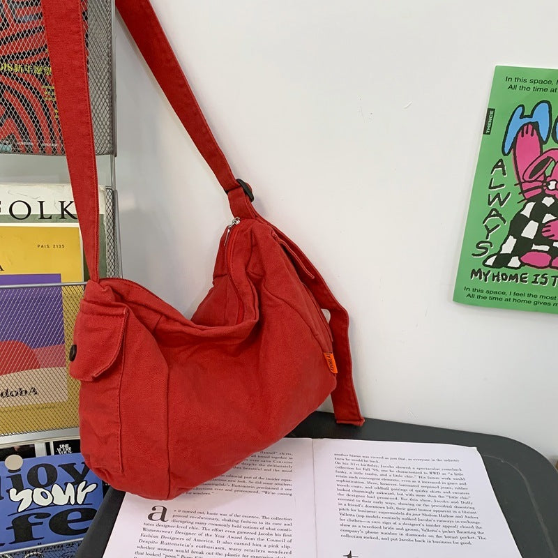 VOIDRA TerraTote™ – Oversized Canvas Crossbody with Urban Soul