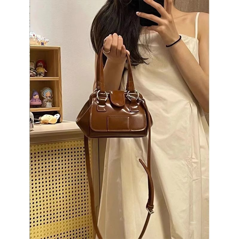 VOIDRA BostonShell – Retro Clip Mini Clutch Bag